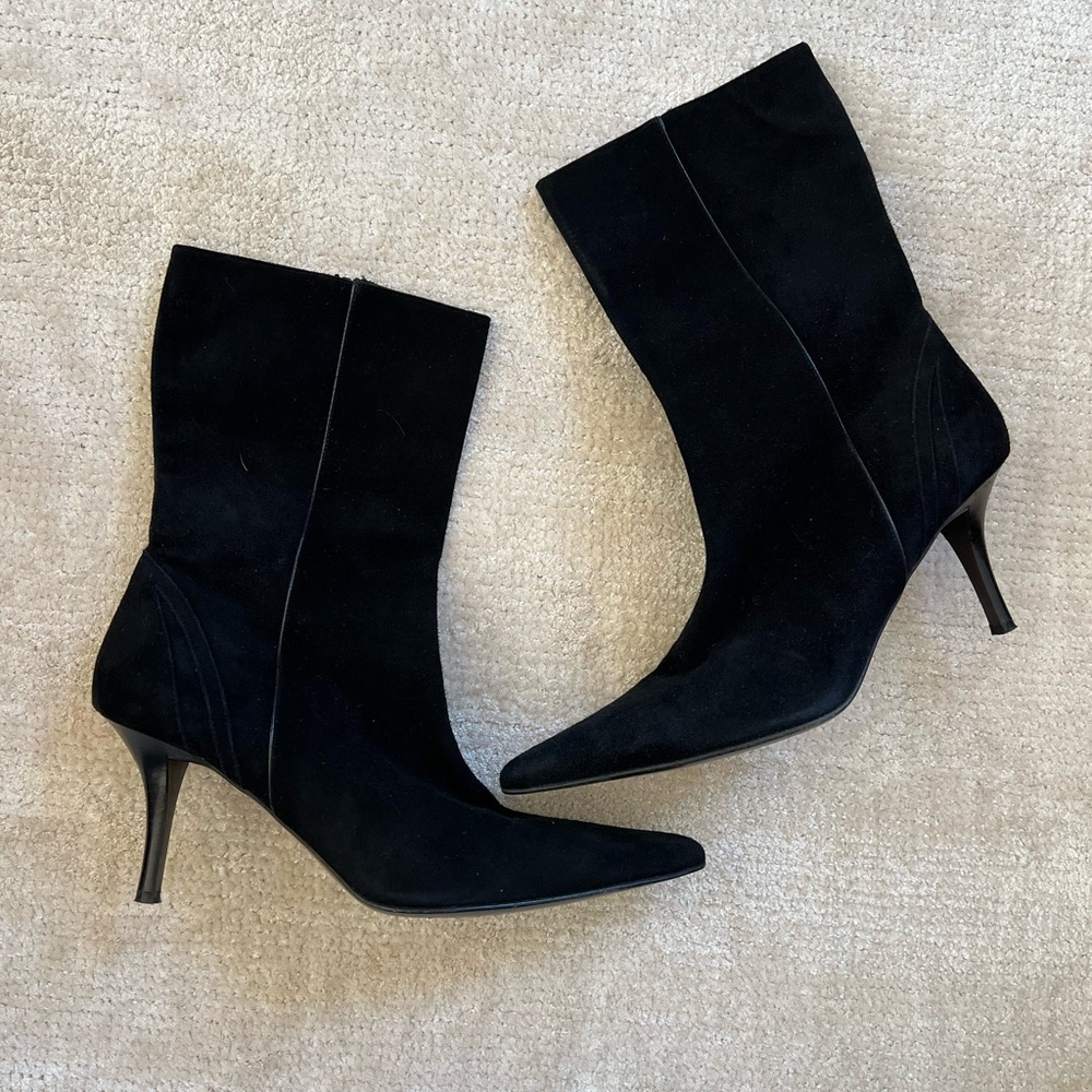 Cole Haan Black  ankle boot suede SZ8 Made in Italy